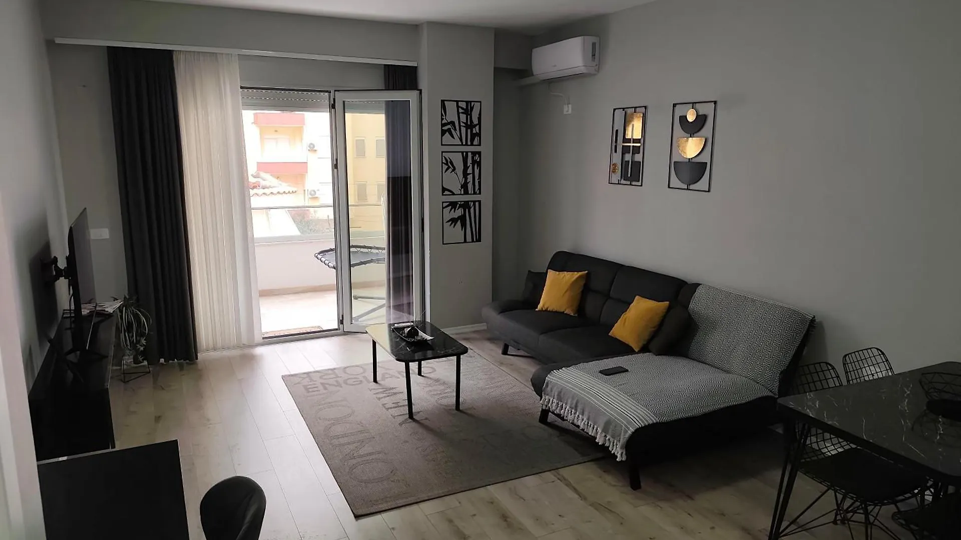 Saranda Terraces 21 Apartment